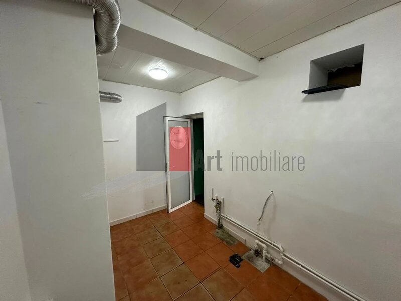 Dacia spatiu comercial de inchiriat