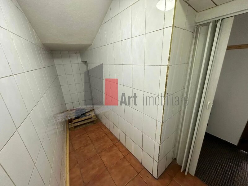 Dacia spatiu comercial de inchiriat